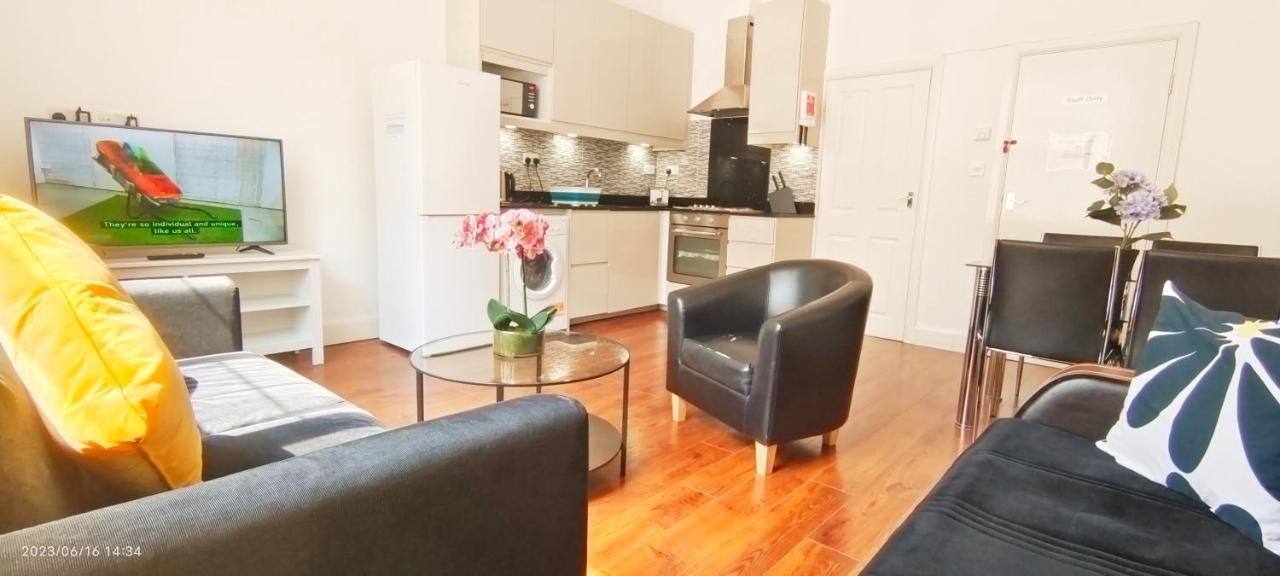 Lovely Beautiful Apartment In Marble Arch 런던 외부 사진